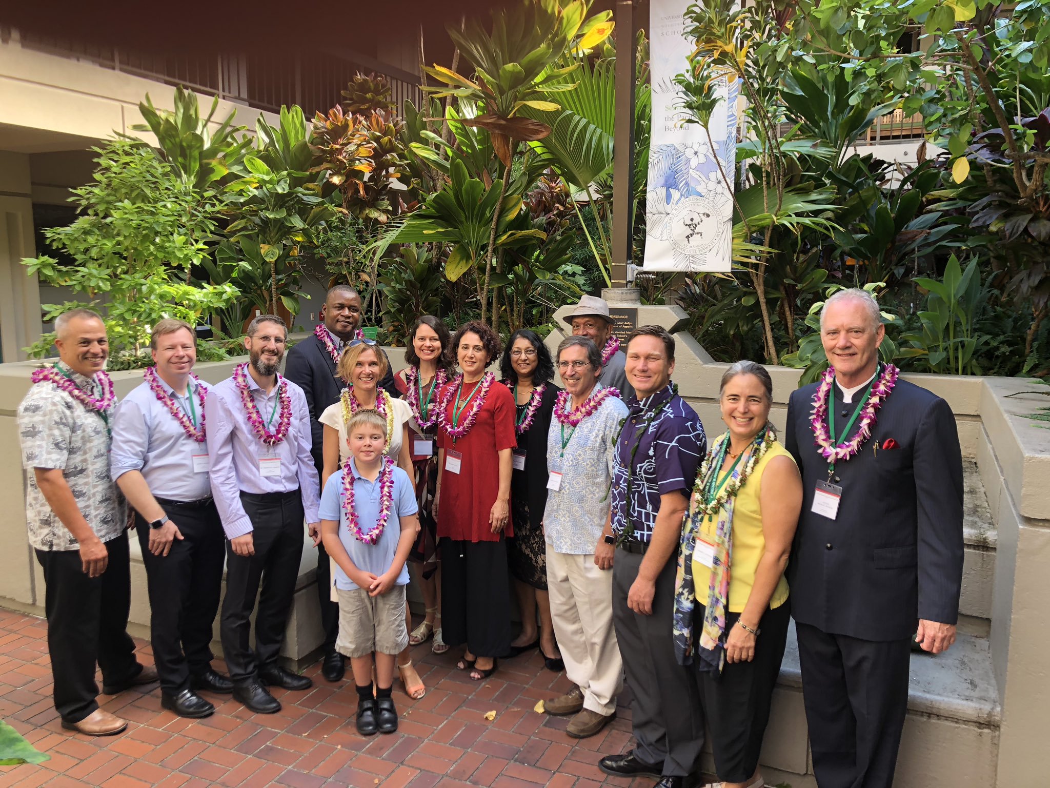 DrlkwY3UUAAsQE6.jpg-large